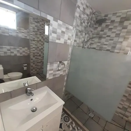 Ibiza Suite Independent Bedroom And Bathroom Albufeira Exterior photo