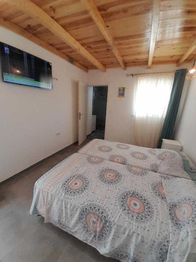 Homestay Ibiza Independent Bedroom And Bathroom Albufeira