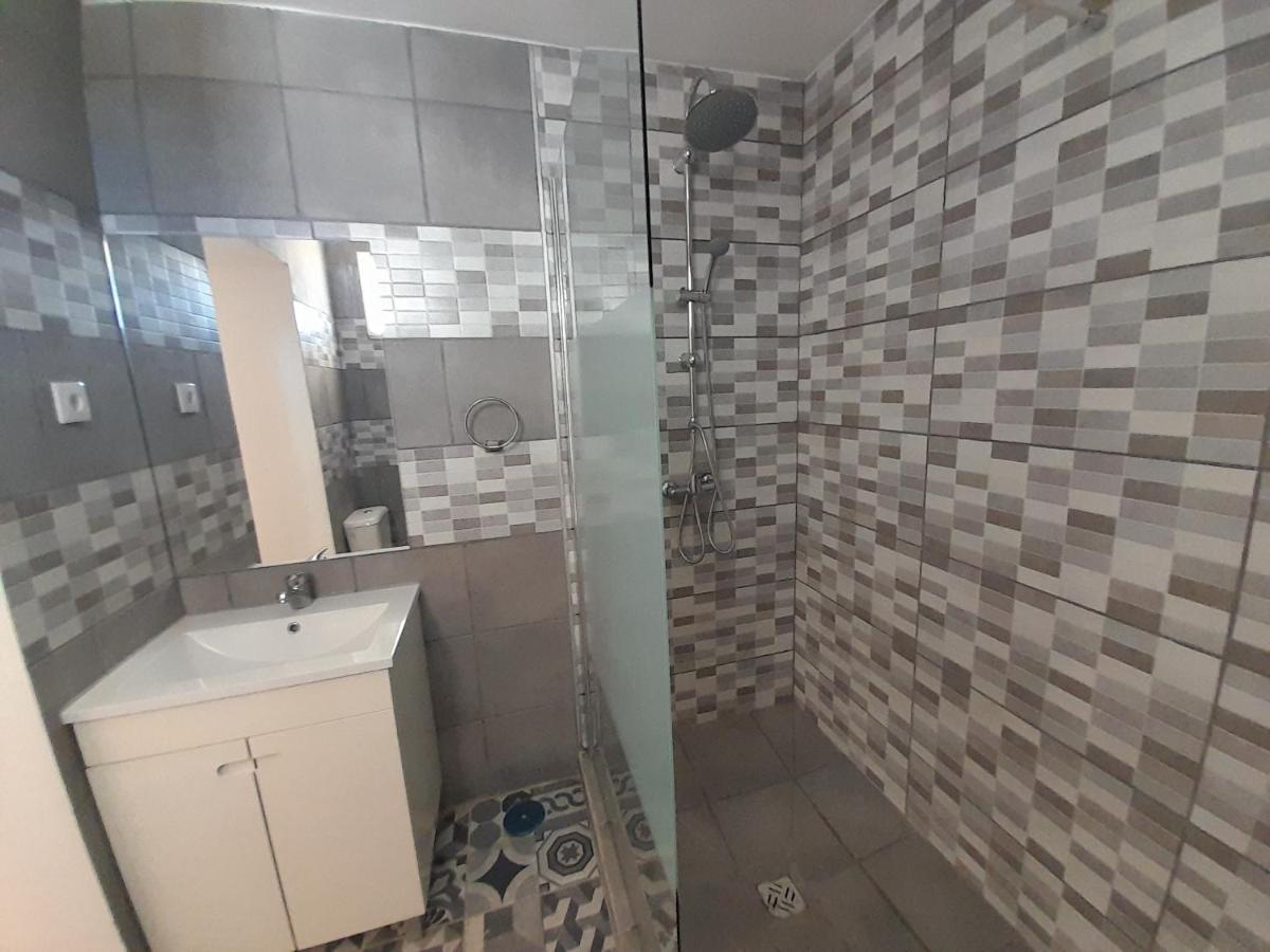 Ibiza Independent Bedroom And Bathroom Homestay Albufeira