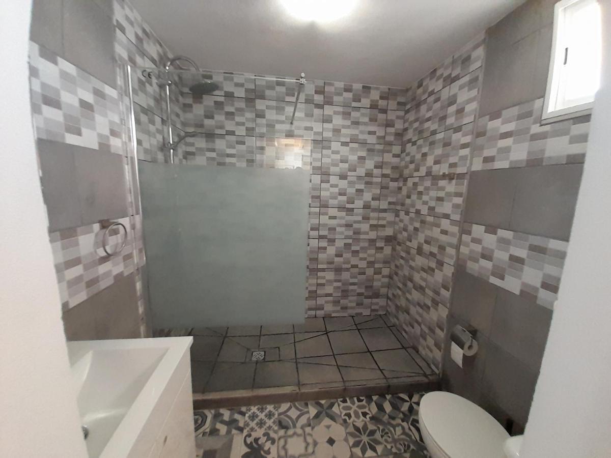 Ibiza Independent Bedroom And Bathroom Homestay