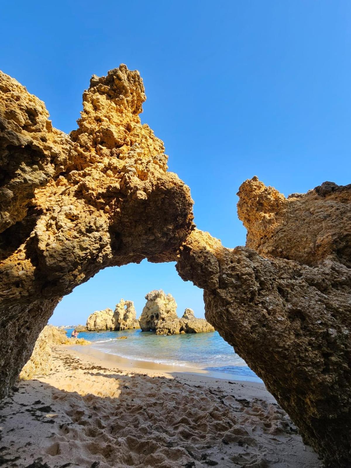 Homestay Ibiza Independent Bedroom And Bathroom Albufeira